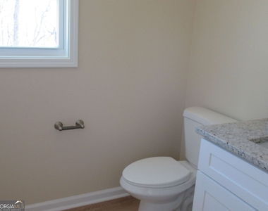 745 Old Kerns Road - Photo Thumbnail 12