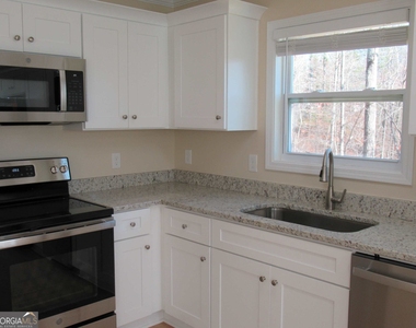 745 Old Kerns Road - Photo Thumbnail 10