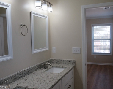 745 Old Kerns Road - Photo Thumbnail 18