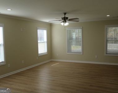 745 Old Kerns Road - Photo Thumbnail 13