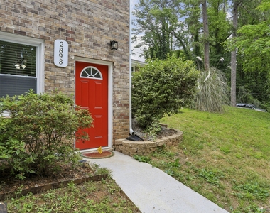 2893 White Oak Drive - Photo Thumbnail 7