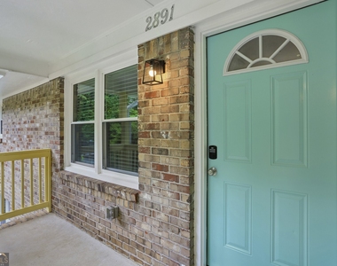 2891 White Oak Drive - Photo Thumbnail 7