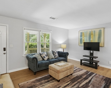 2891 White Oak Drive - Photo Thumbnail 1