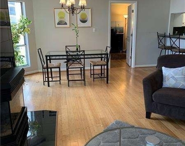 209 14th Street Ne - Photo Thumbnail 2