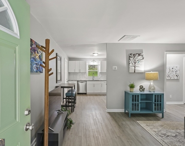 2889 White Oak Drive - Photo Thumbnail 7