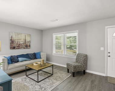 2889 White Oak Drive - Photo Thumbnail 8