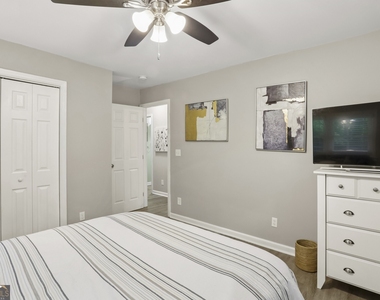 2889 White Oak Drive - Photo Thumbnail 13