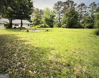 4056 Dallas Acworth Hwy - Photo Thumbnail 15