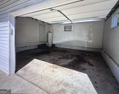 4056 Dallas Acworth Hwy - Photo Thumbnail 10