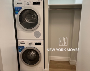 West 48th Street - Photo Thumbnail 15
