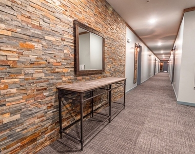 320 Valley St - Photo Thumbnail 20