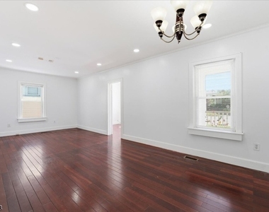 122 South Lincoln Ave - Photo Thumbnail 14