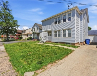 122 South Lincoln Ave - Photo Thumbnail 3