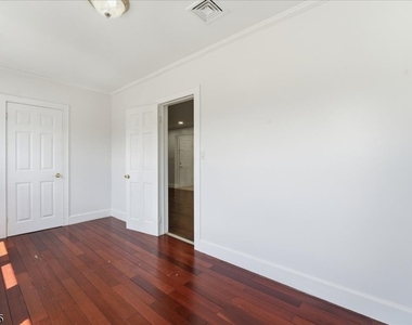 122 South Lincoln Ave - Photo Thumbnail 18