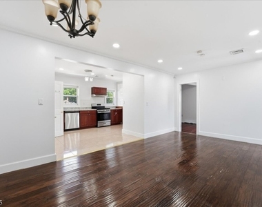 122 South Lincoln Ave - Photo Thumbnail 11