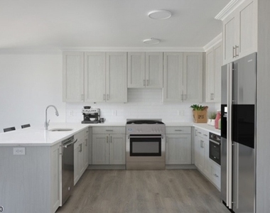 500 Central Avenue, Unit 301 - Photo Thumbnail 1