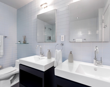 554 West 54th Street - Photo Thumbnail 6