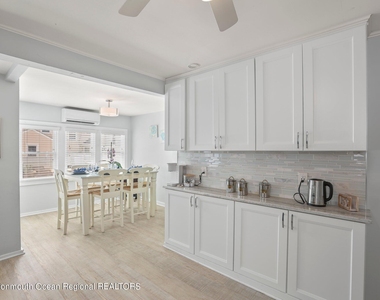 107 17th Avenue - Photo Thumbnail 14