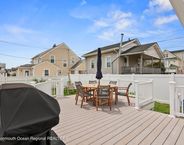 107 17th Avenue - Photo Thumbnail 23