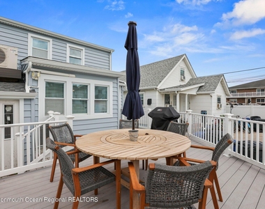 107 17th Avenue - Photo Thumbnail 24