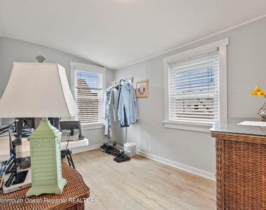 107 17th Avenue - Photo Thumbnail 20