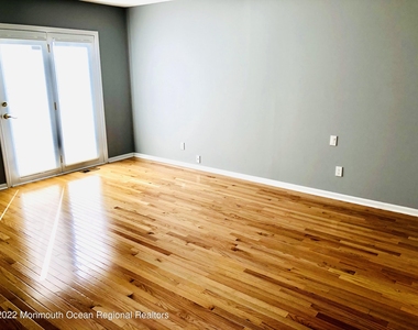 34 Hendrickson Place - Photo Thumbnail 6