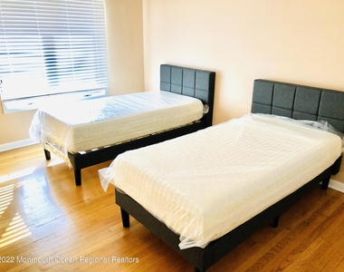 34 Hendrickson Place - Photo Thumbnail 4