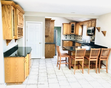 34 Hendrickson Place - Photo Thumbnail 2