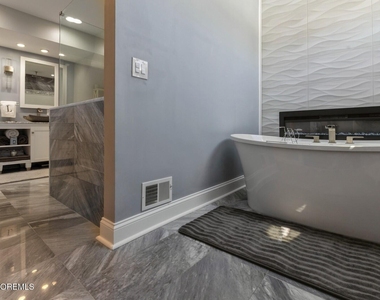 22 Longpoint Drive - Photo Thumbnail 18