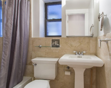 Mott Street - Photo Thumbnail 7
