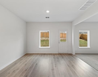 8304 Silverbow Drive - Photo Thumbnail 2