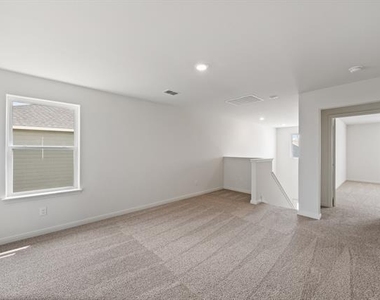 8304 Silverbow Drive - Photo Thumbnail 9
