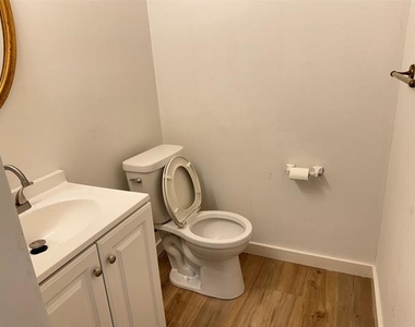 3024 Sawtooth Drive - Photo Thumbnail 6