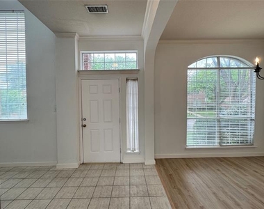3024 Sawtooth Drive - Photo Thumbnail 1