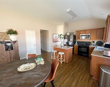 8748 Sagebrush Trail - Photo Thumbnail 8