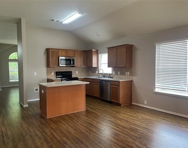 8748 Sagebrush Trail - Photo Thumbnail 12