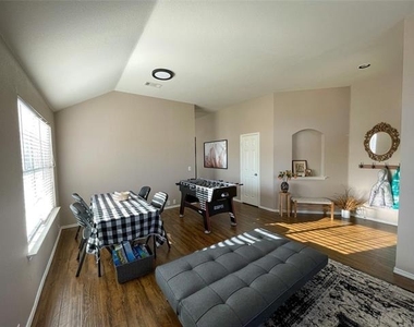 8748 Sagebrush Trail - Photo Thumbnail 20