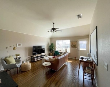 8748 Sagebrush Trail - Photo Thumbnail 3