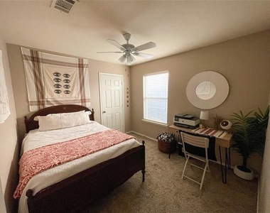 8748 Sagebrush Trail - Photo Thumbnail 21