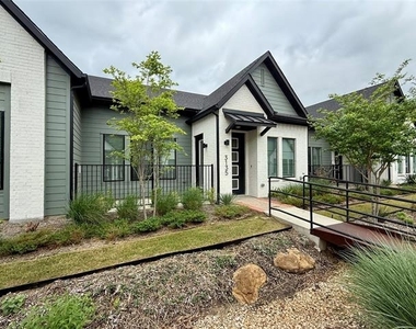 3125 Winter Rose Way - Photo Thumbnail 12