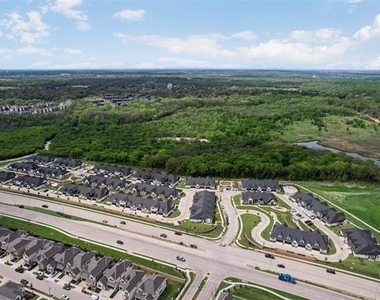 3125 Winter Rose Way - Photo Thumbnail 18