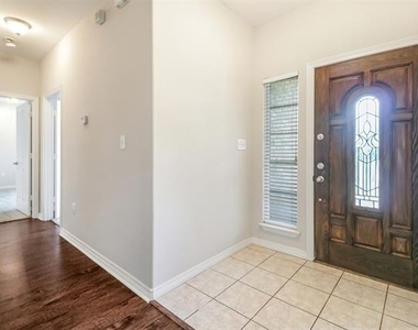 102 Whipperwill Way - Photo Thumbnail 23