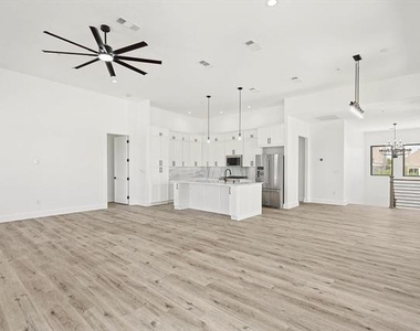 767 W Main Street - Photo Thumbnail 6