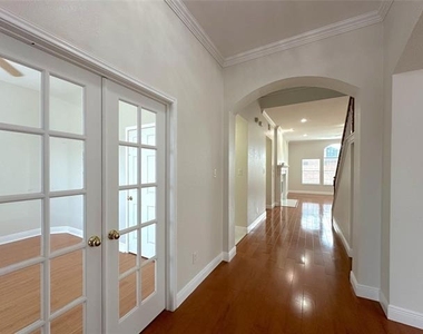 1579 Poets Way - Photo Thumbnail 4