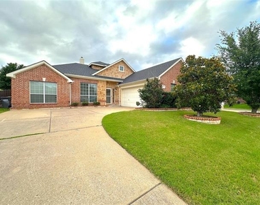 1579 Poets Way - Photo Thumbnail 1