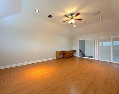 1579 Poets Way - Photo Thumbnail 30