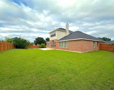 1579 Poets Way - Photo Thumbnail 33