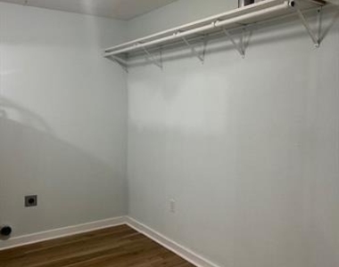 603 Estel Street - Photo Thumbnail 9