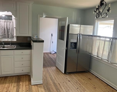 603 Estel Street - Photo Thumbnail 3