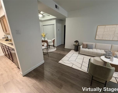 6760 Eastridge Drive - Photo Thumbnail 9